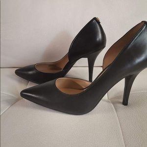 New Michel Kors heels size 7M never worn